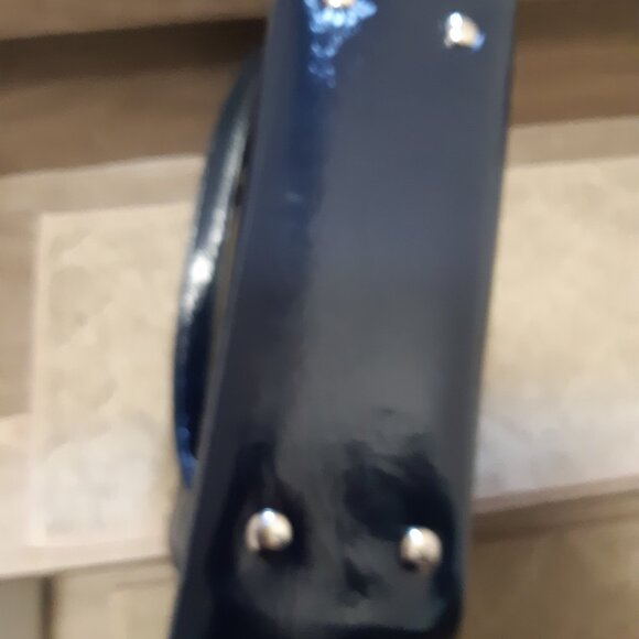 Old-style Navy patent kiss-close handbag - Picture 7 of 8